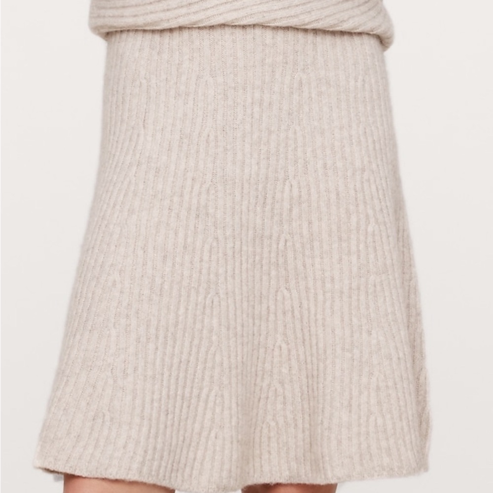 Banana Republic Elegant Cream luxury Dolman Knit mini one shoulder sweater dress - Picture 3 of 6
